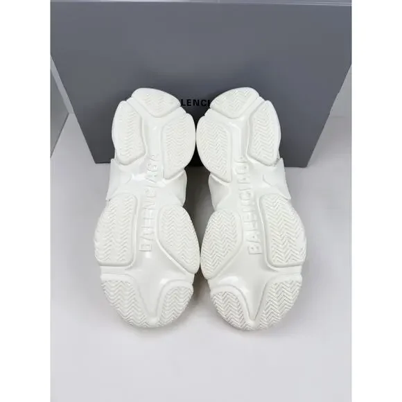 Size 41EU/8US - Balenciaga Triple S Allover Logo Sneakers🤍 New/Retail $1.2K!